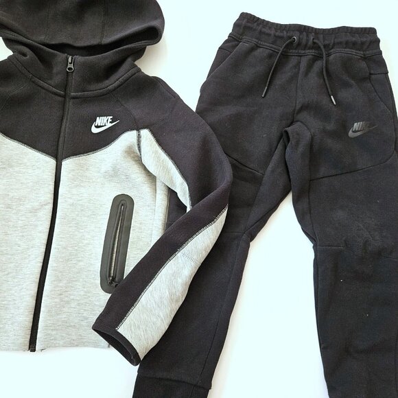 Nike Tech Boys XS Fleece Hoodie Jacket Joggers Pants Set - Picture 2 of 5